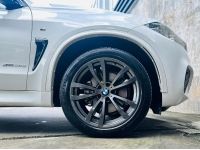 2016 BMW X5 xDrive30d โฉม F15 รูปที่ 2